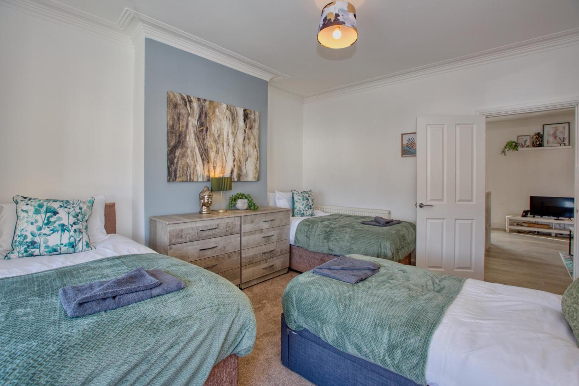Modern 5-beds - Centre - Free Parking - Temple - By Hinkley Homes Short Lets & Serviced Appartement Bristol